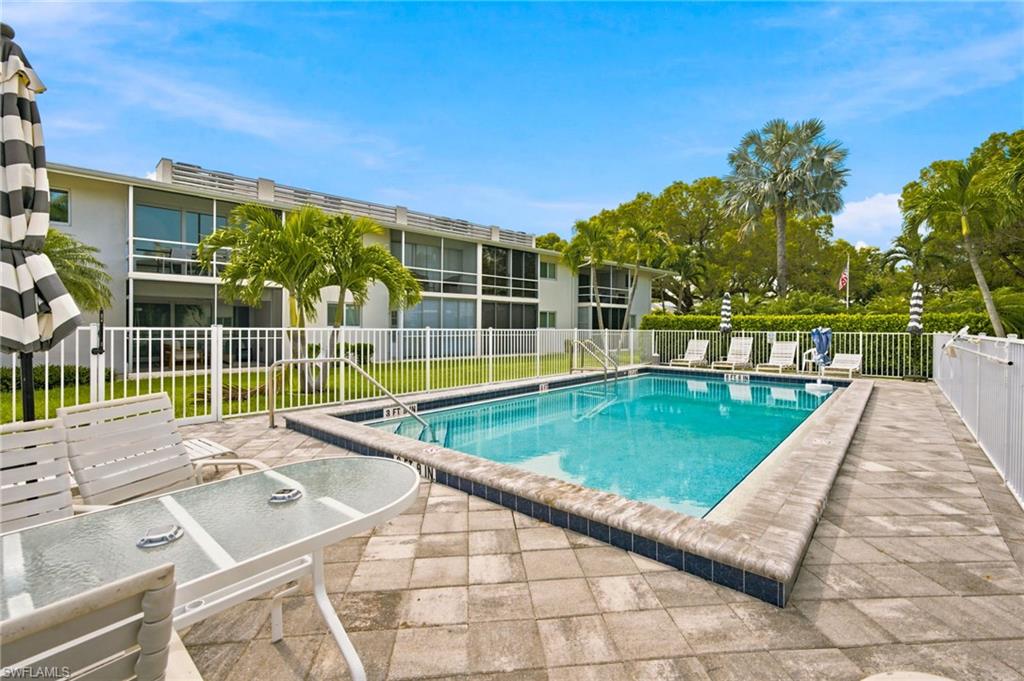 CHESAPEAKE MANOR - Residential