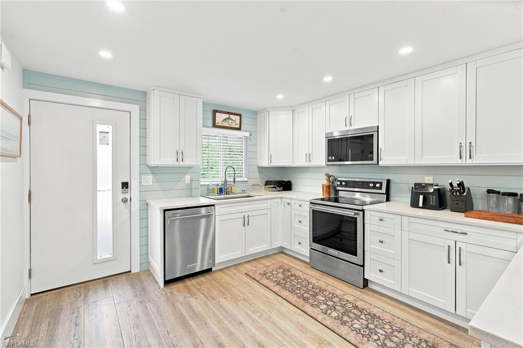 CHESAPEAKE MANOR - Residential
