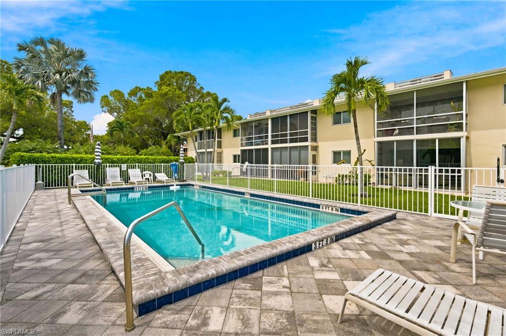 CHESAPEAKE MANOR - Residential