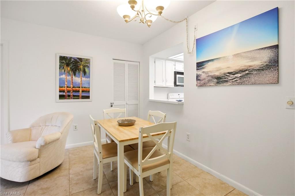 ISLAND MANOR APTS - Residential
