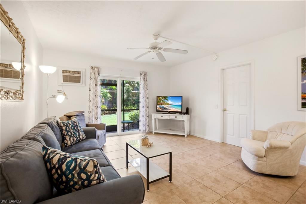 ISLAND MANOR APTS - Residential