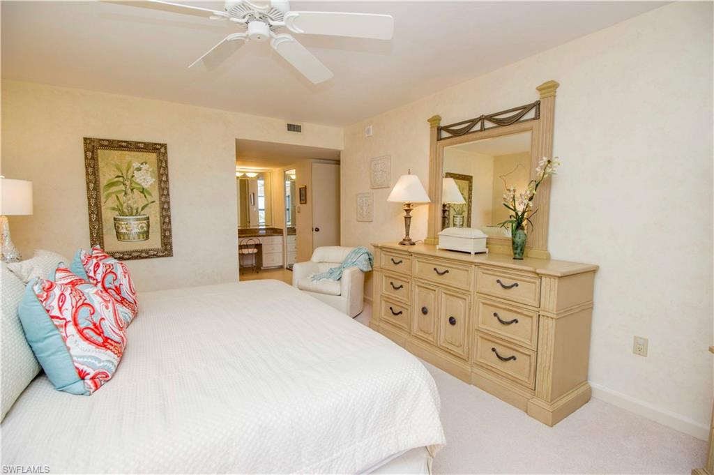 ROYAL SEAFARER - Residential