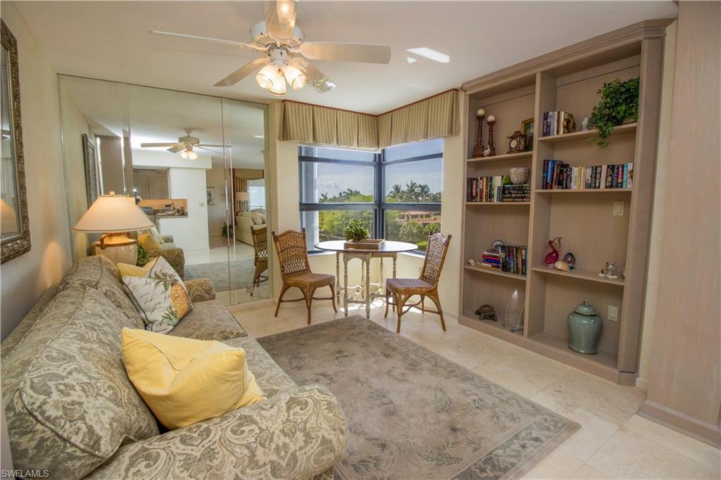 ROYAL SEAFARER - Residential
