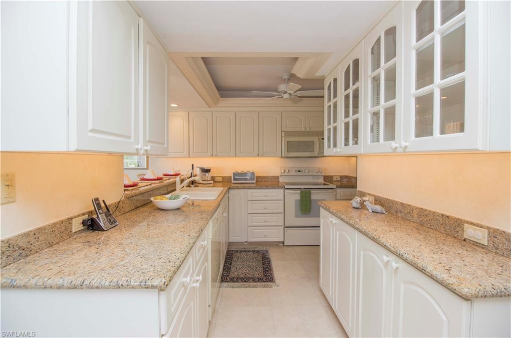 ROYAL SEAFARER - Residential