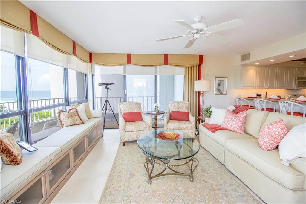 ROYAL SEAFARER - Residential