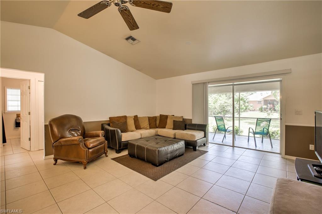 SAN CARLOS PARK - Residential