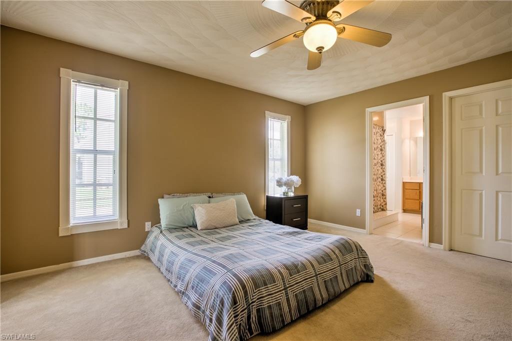 SAN CARLOS PARK - Residential