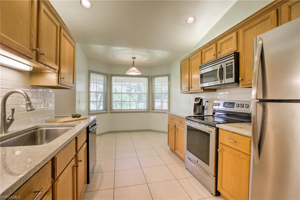 SAN CARLOS PARK - Residential