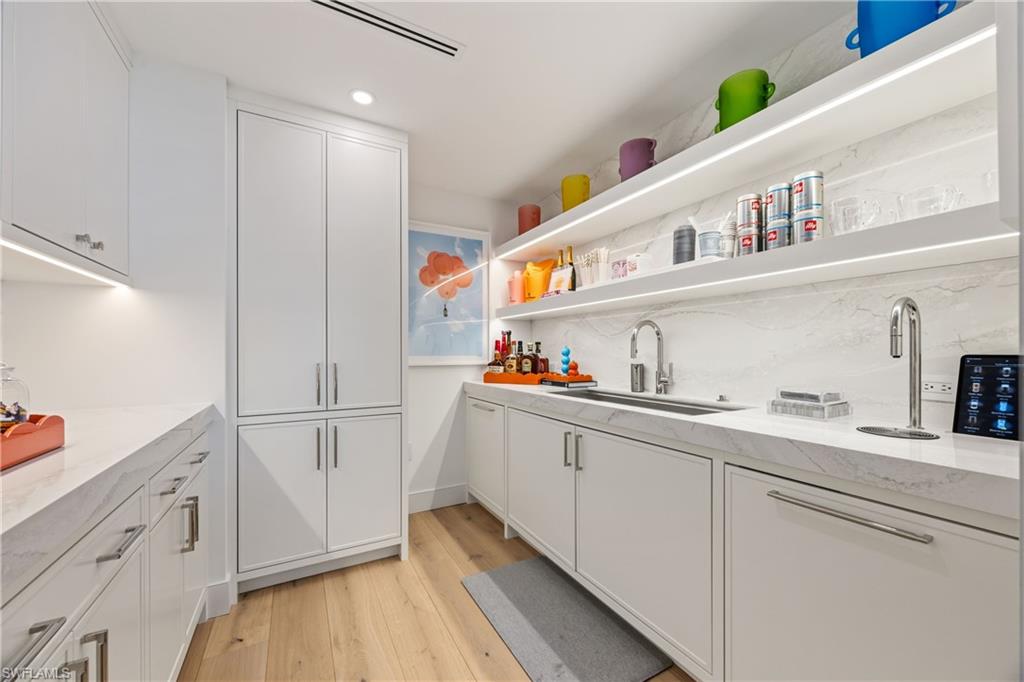 KALEA BAY TOWER 400 - Residential