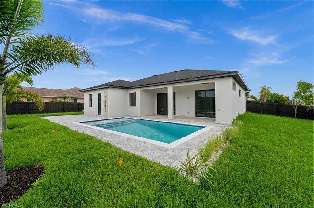 CAPE CORAL - Residential