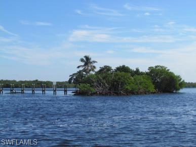 FORT MYERS - Land