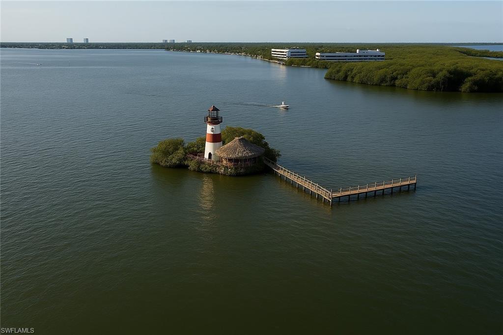 FORT MYERS - Land