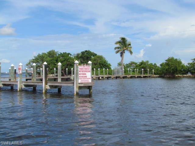 FORT MYERS - Land
