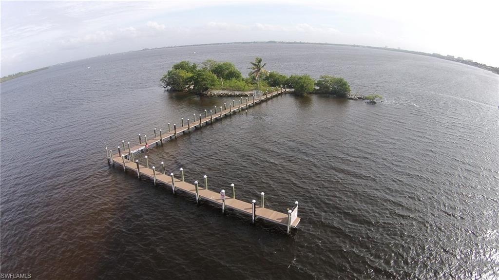 FORT MYERS - Land