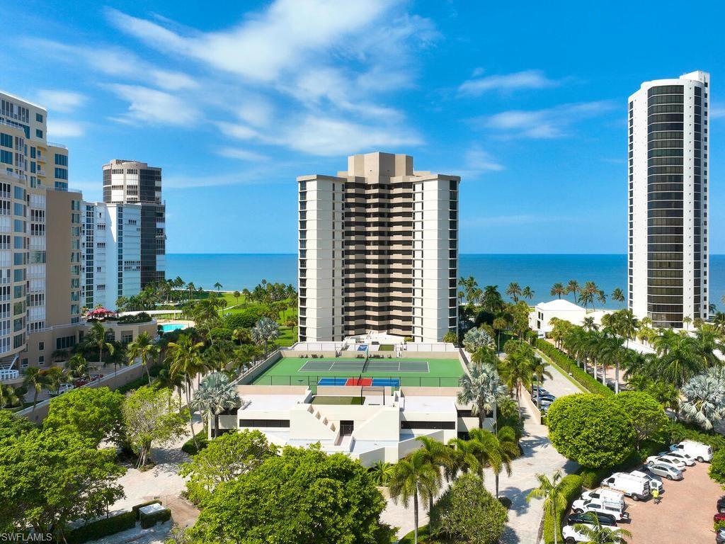 ESPLANADE CLUB - Residential