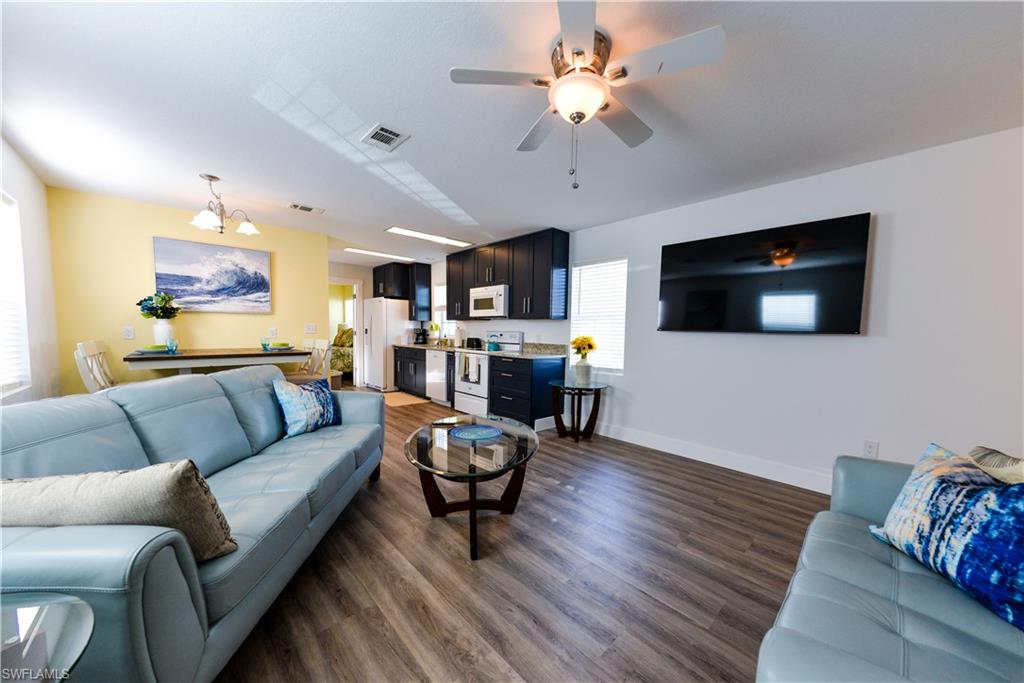 HELEN LANE CONDO RV - Residential