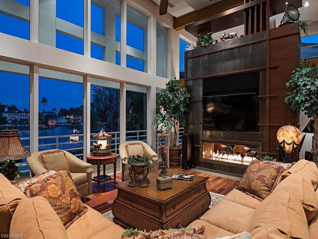 AQUALANE SHORES - Residential