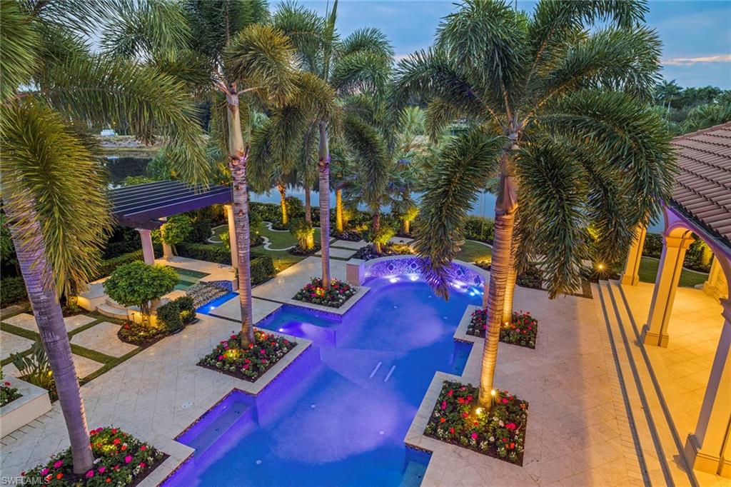 ESCADA AT TIBURON - Residential