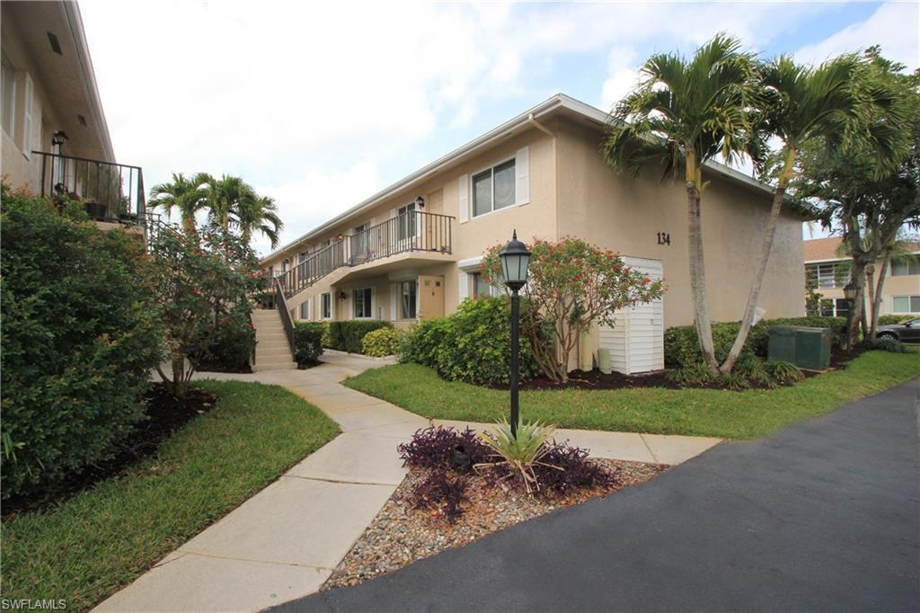TURNKEY, END UNIT CONDO.  2 Bedroom, 2 Bathroom condo with open floor plan and tile and wood floors throughout. Updated kitchen cabinets.  A florida room with new windows overlooking a landscaped area. The Glades community is located only 3 miles from beaches, and all the restaurants and shopping that 5th ave has to offer.  This property currently has a tenant until January 31, 2022.
