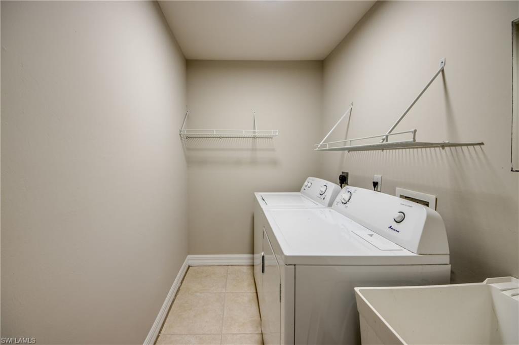 CAPE CORAL - Residential Income