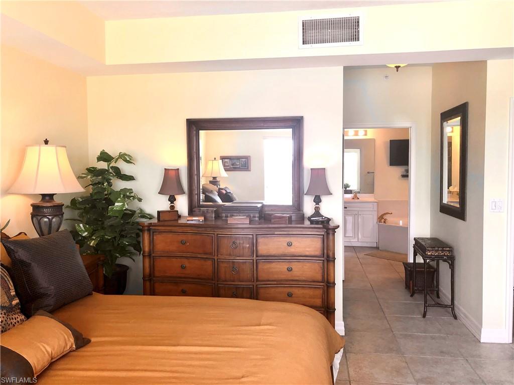 BAYFRONT - Residential Lease