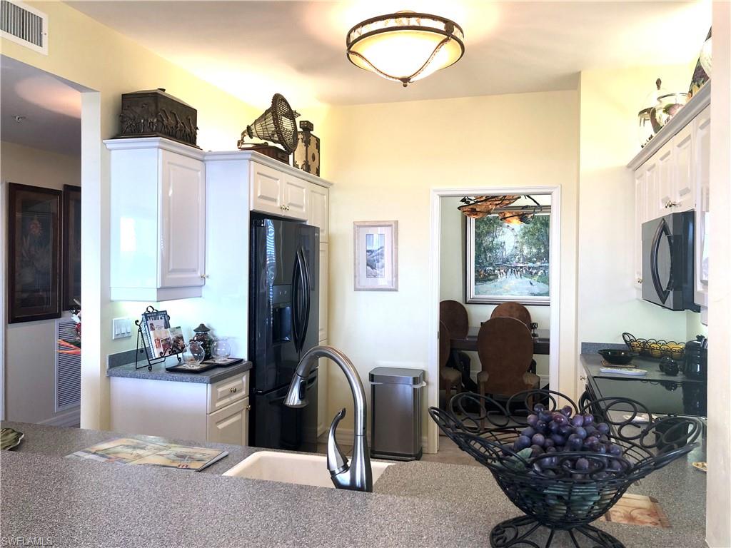 BAYFRONT - Residential Lease