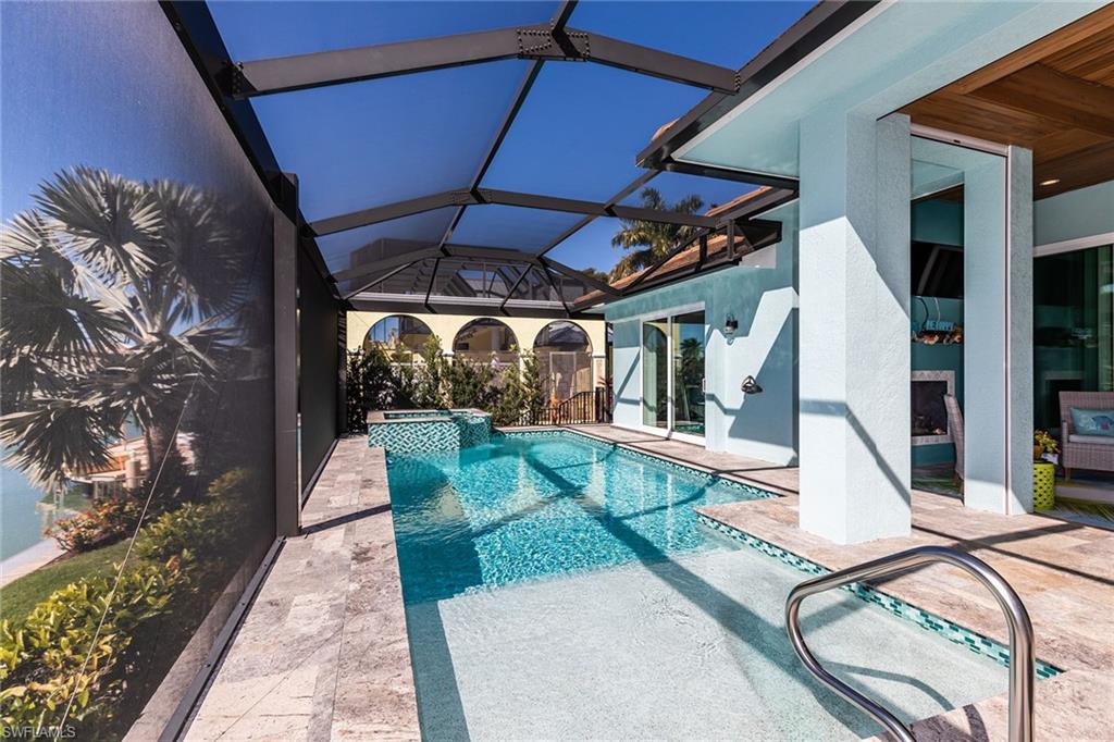 MARCO BEACH - Residential