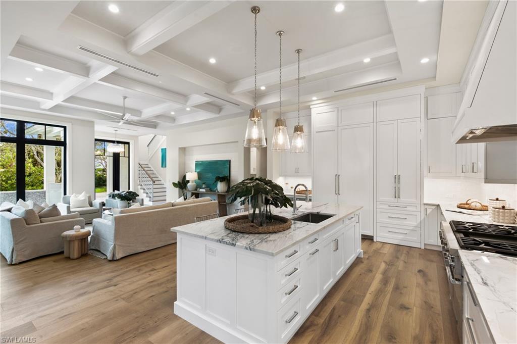 LAKE PARK - Residential