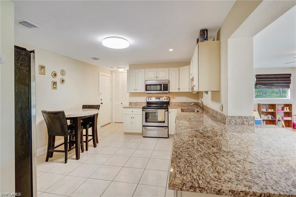ST ANDREWS AT LELY GOLF ESTATES - Residential