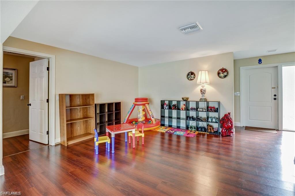 ST ANDREWS AT LELY GOLF ESTATES - Residential
