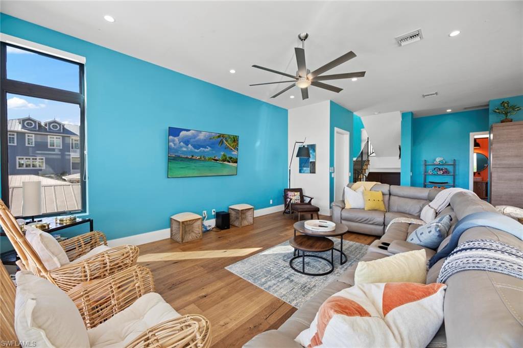 CRESCENT PARK ADDITION - Residential