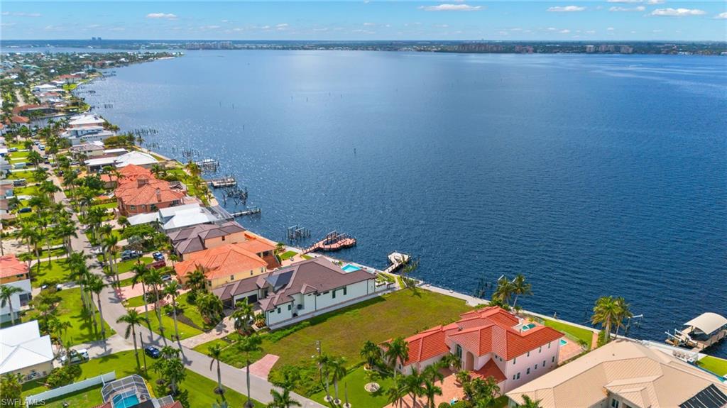 CAPE CORAL - Land