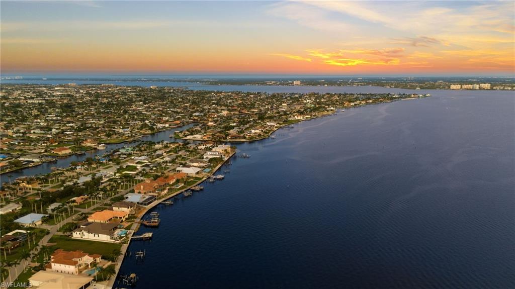 CAPE CORAL - Land