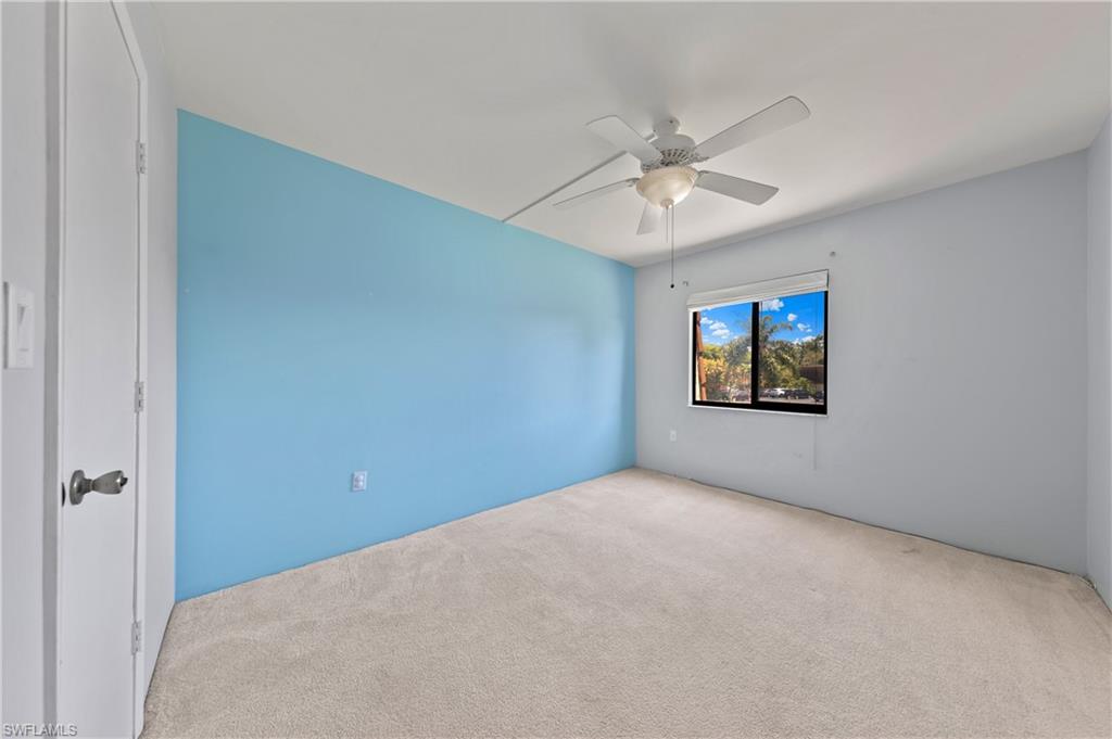 VILLAGE OF CEDARBEND - Residential