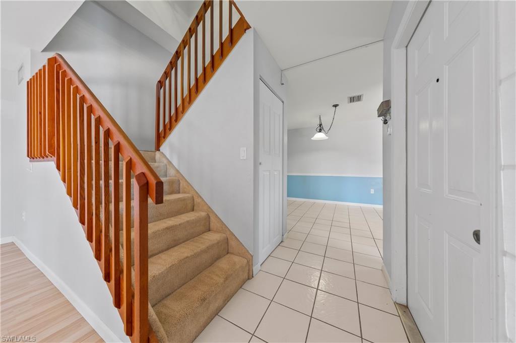 VILLAGE OF CEDARBEND - Residential