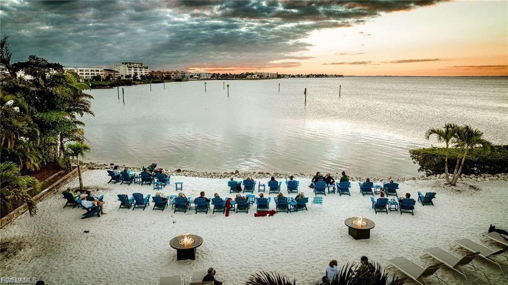 CAPE CORAL - Land