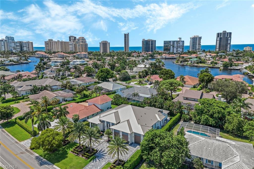 PARK SHORE - Residential