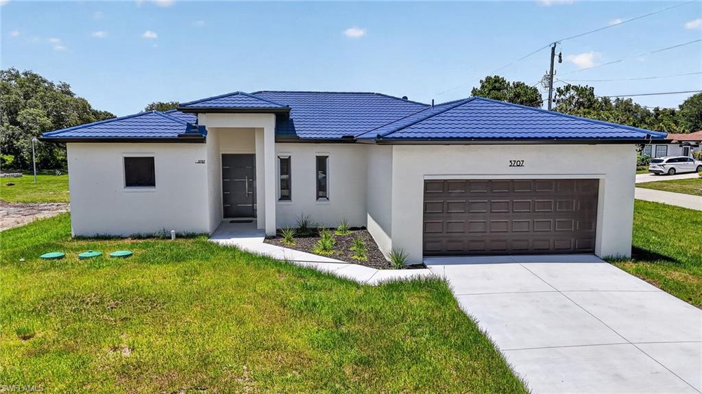 LEHIGH ACRES - Residential