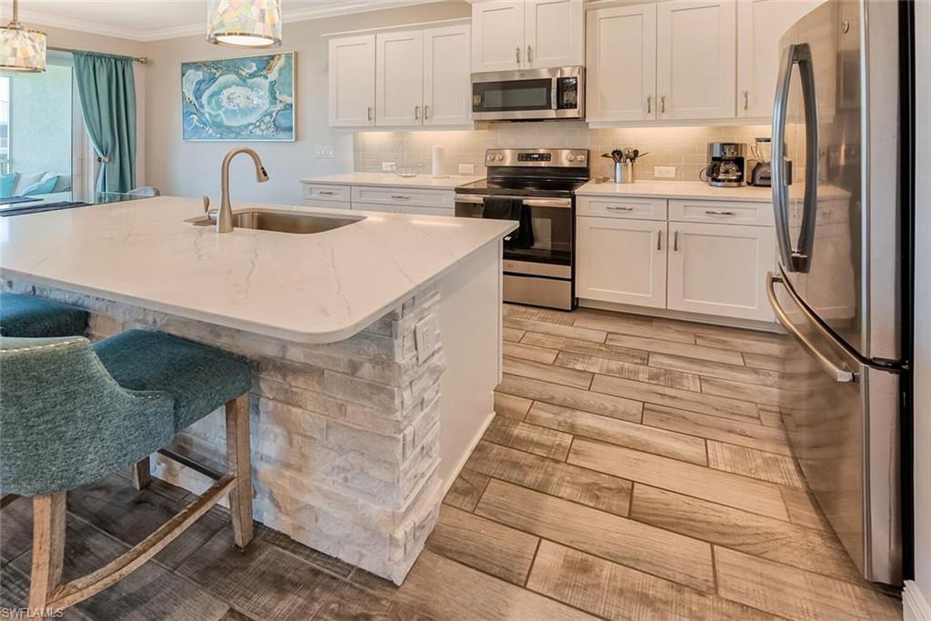 AVALON - Residential Lease