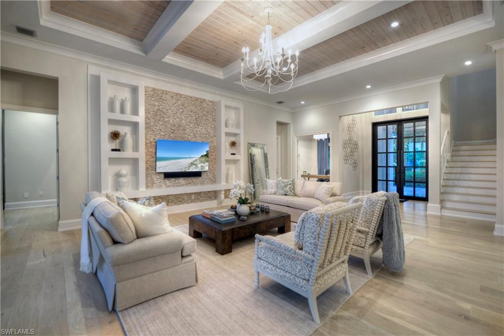 PARK SHORE - Residential