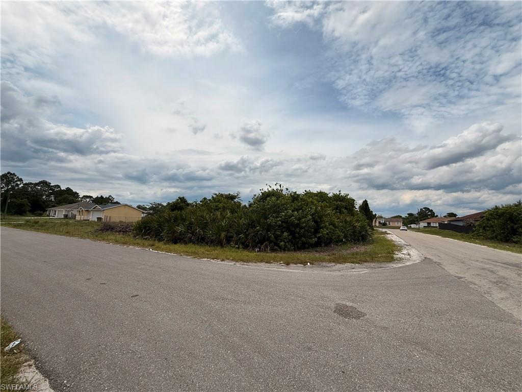 LEHIGH ACRES - Land