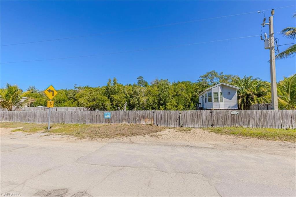 PLANTATION ISLAND - Residential