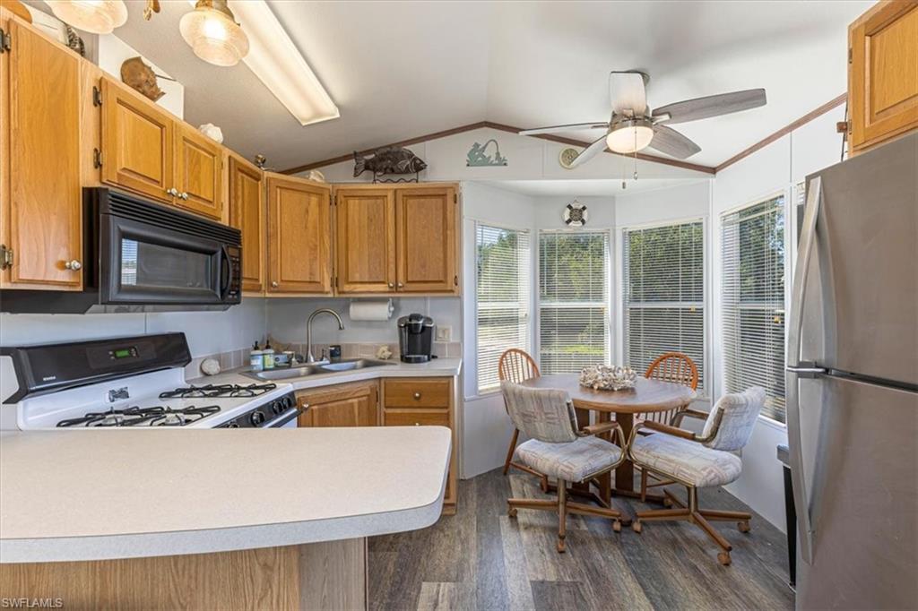 PLANTATION ISLAND - Residential