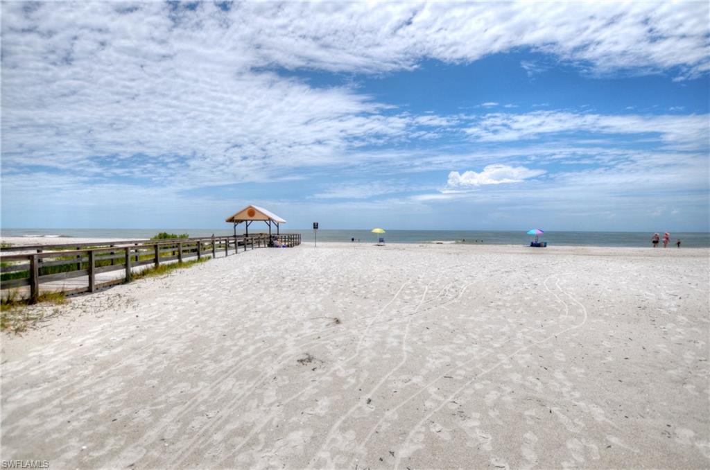 WATERSIDE AT BAY BEACH - Residential