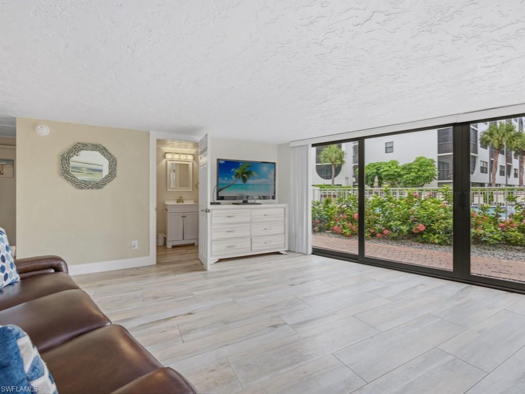 ANGLERS COVE - Residential