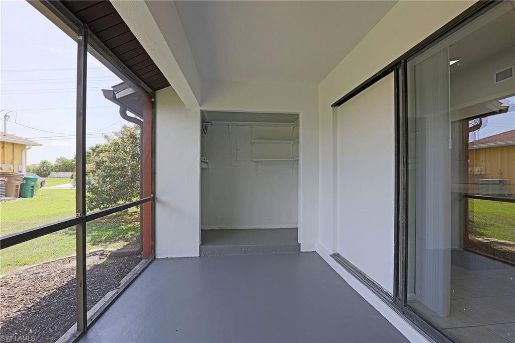 CAPE CORAL - Residential Lease