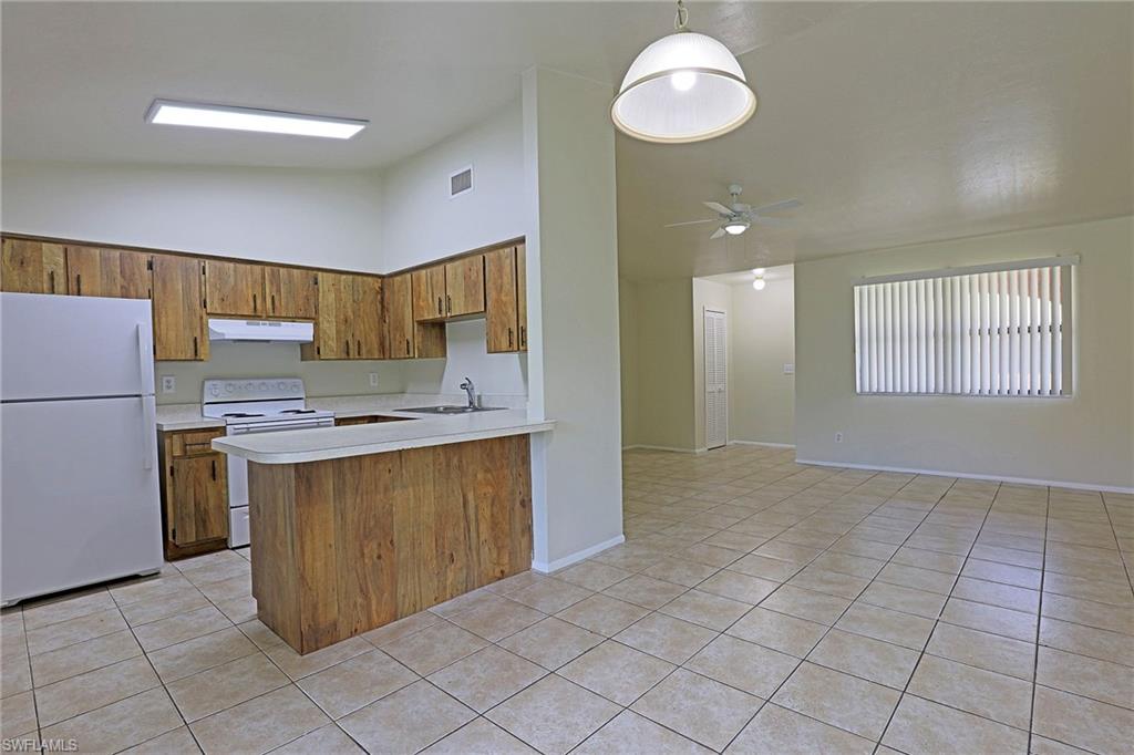 CAPE CORAL - Residential Lease