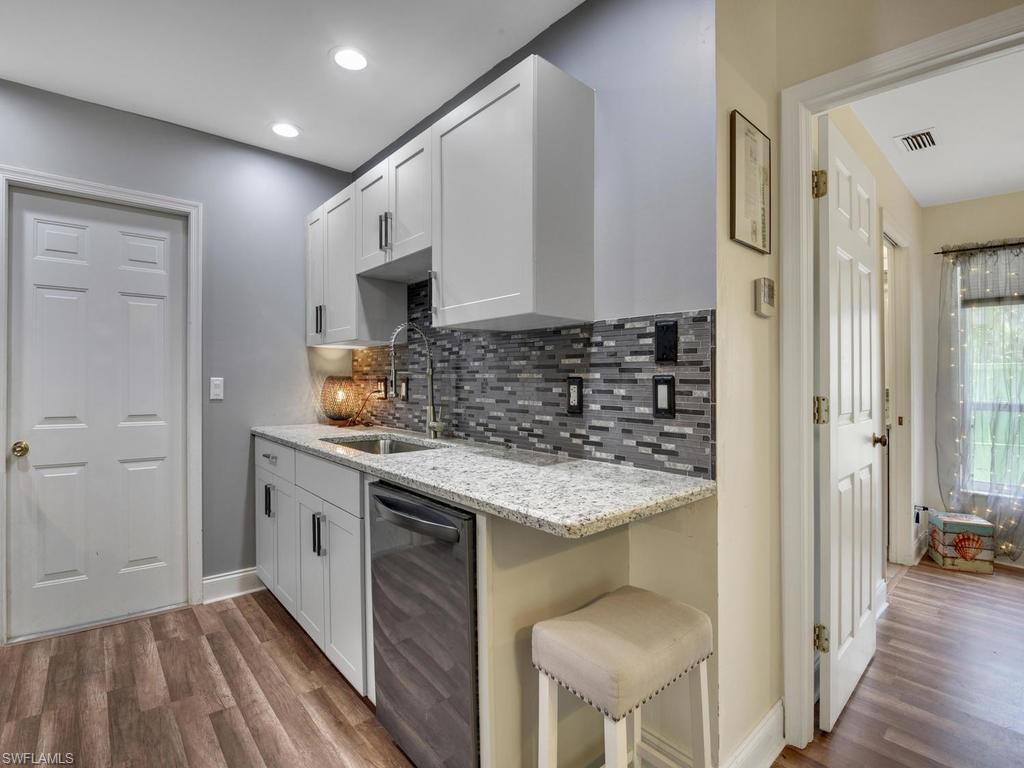 GOLDEN GATE ESTATES - Residential