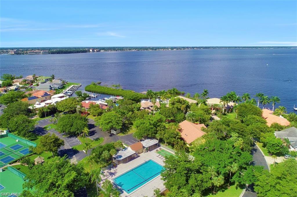 CALOOSA YACHT & RACQUET CLUB - Residential