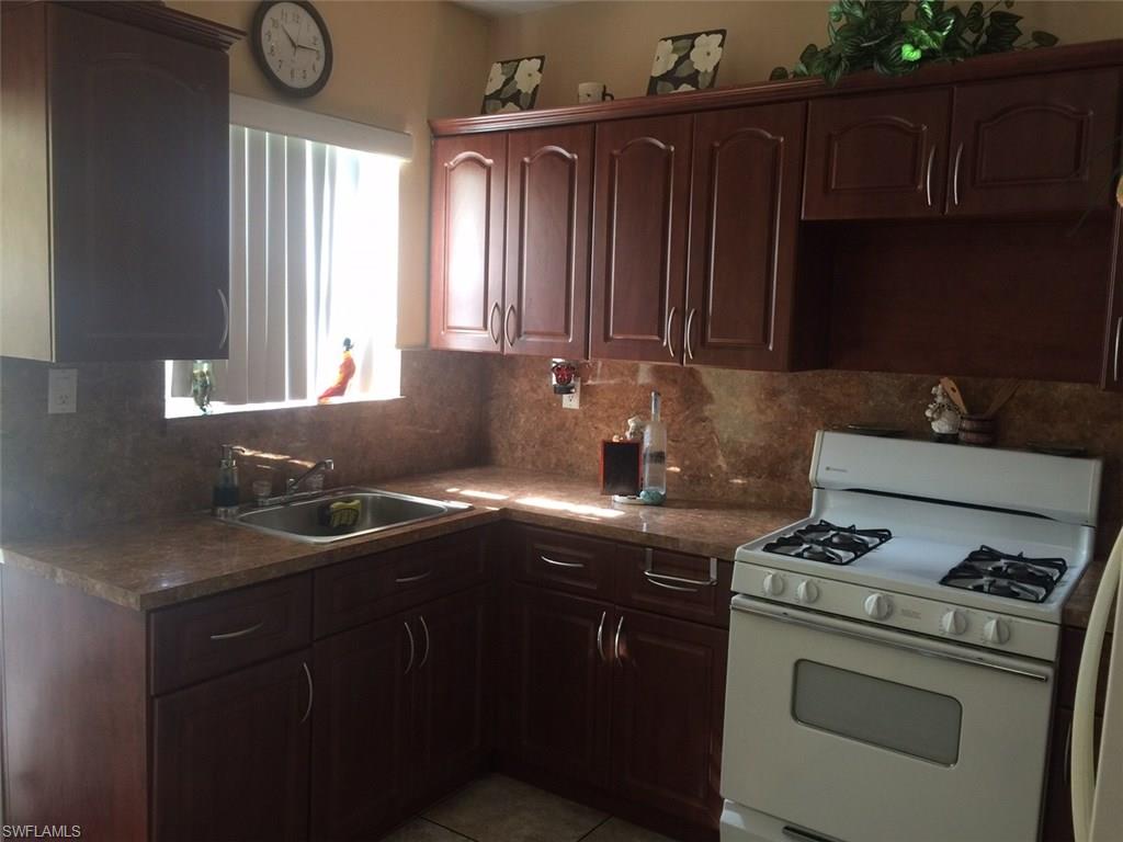 PALMDALE - Residential